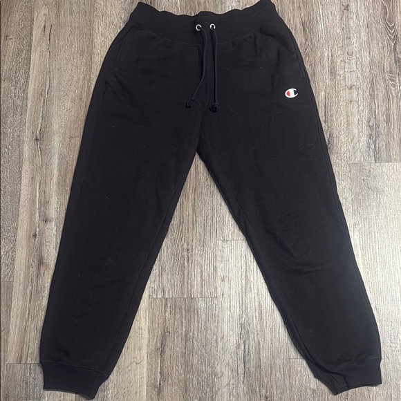 Champion women’s size M Sweatpants - Picture 1 of 3